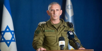  "Israel Prepara Resposta ao Irã Após Lançamento de 500 Mísseis"